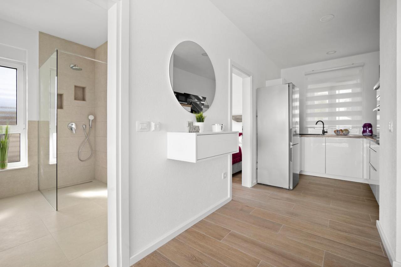 Adriatic Garden Apartments Okrug Gornji Exterior foto