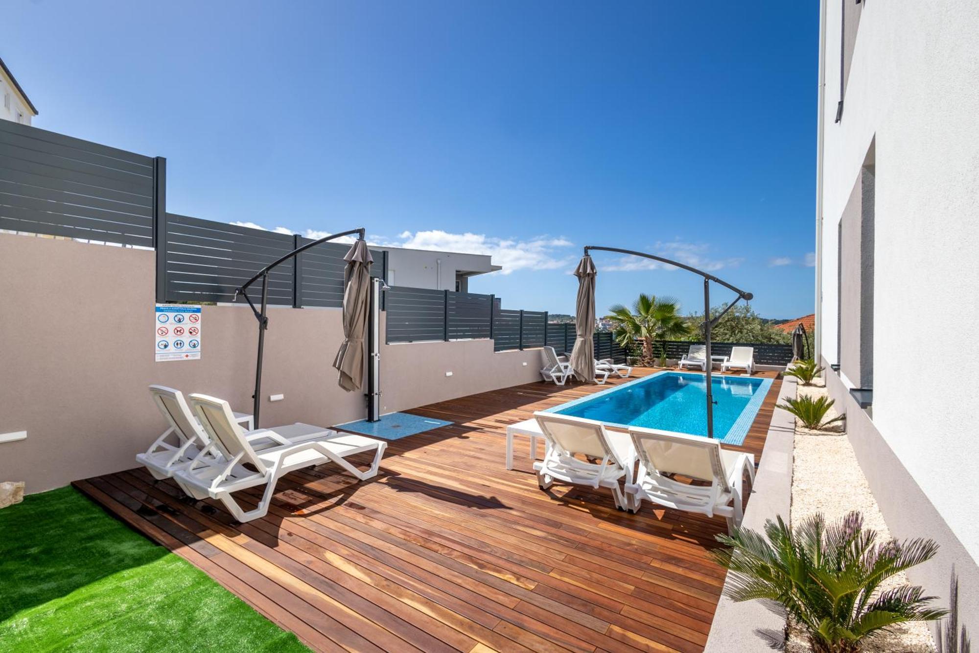 Adriatic Garden Apartments Okrug Gornji Exterior foto